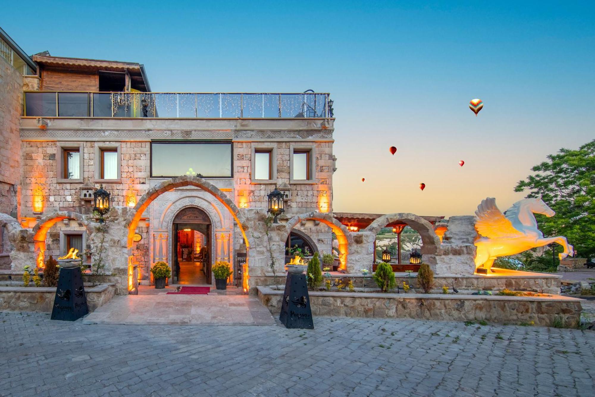 Cappadocia Pegasos Cave Suite Hotel 우치사르 외부 사진